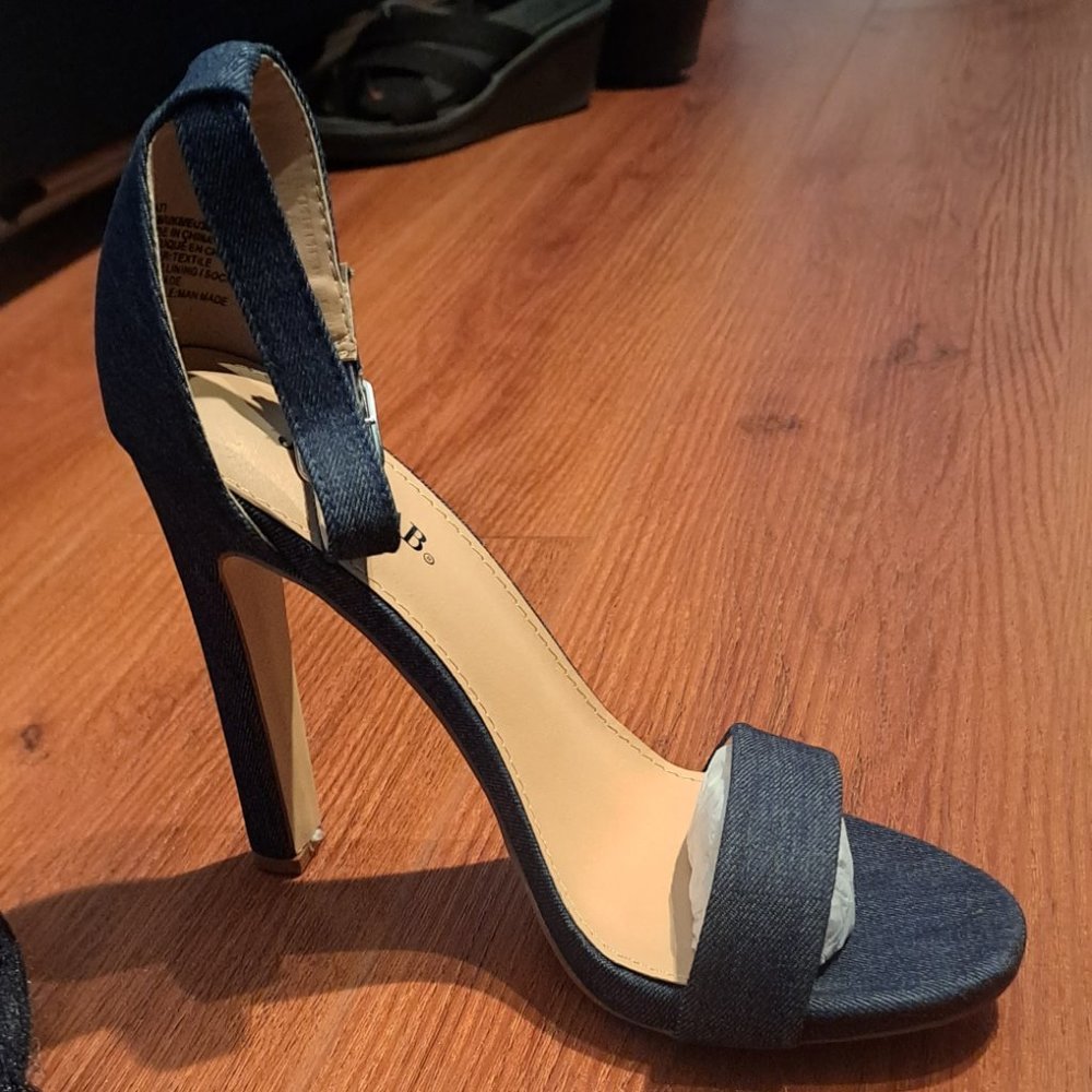 Womens heels